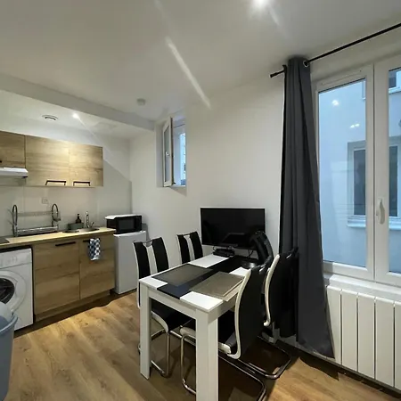 La Halte Lefevreville Apartment